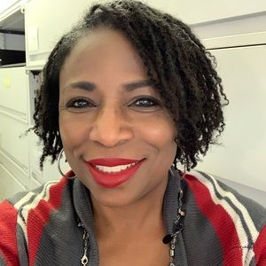 Meet your Posher, Stacy